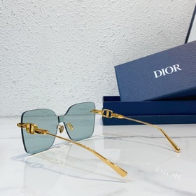 dior МОДЕЛЬ： diorChain M1 РАЗМЕР： 140 0-135