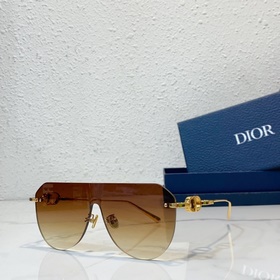 DIOR МОДЕЛЬ： CD CHAIN M2U РАЗМЕР： 135, 0-130