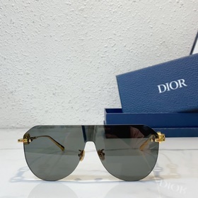DIOR МОДЕЛЬ： CD CHAIN M2U РАЗМЕР： 135, 0-130