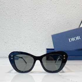 Dior МОДЕЛЬ： CD B3U Размер： 51, 20-140