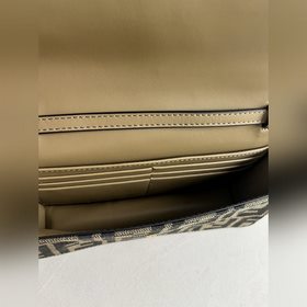 Компактная сумка-портмоне Baguette с клапаном и застежкой FF. Вну