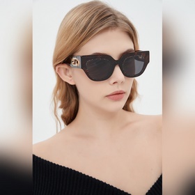 Fendi Модель： FE50016U Размер： 50-24-145 2025 Новинка Двойная за