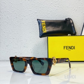 Fendi  МОДЕЛЬ： FD40219 РАЗМЕР： 53-21-140
