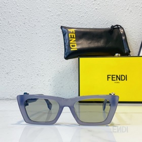 Fendi  МОДЕЛЬ： FD40219 РАЗМЕР： 53-21-140