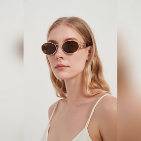 Fendi  МОДЕЛЬ： FD40218 РАЗМЕР： 54/21-140