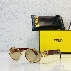 Fendi  МОДЕЛЬ： FD40218 РАЗМЕР： 54/21-140