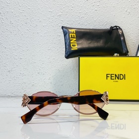 Fendi  МОДЕЛЬ： FD40218 РАЗМЕР： 54/21-140