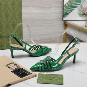 GUCCI Гуччи. Эта серия состоит из 5 кожаных ремешков и металличес