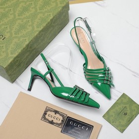 GUCCI Гуччи. Эта серия состоит из 5 кожаных ремешков и металличес