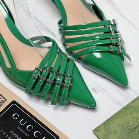 GUCCI Гуччи. Эта серия состоит из 5 кожаных ремешков и металличес