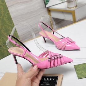 GUCCI Гуччи. Эта серия состоит из 5 кожаных ремешков и металличес