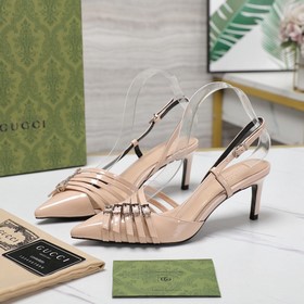 GUCCI Гуччи. Эта серия состоит из 5 кожаных ремешков и металличес
