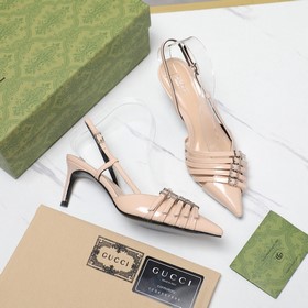 GUCCI Гуччи. Эта серия состоит из 5 кожаных ремешков и металличес