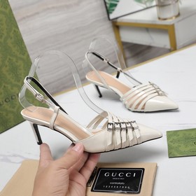 GUCCI Гуччи. Эта серия состоит из 5 кожаных ремешков и металличес