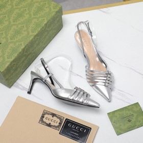 GUCCI Гуччи. Эта серия состоит из 5 кожаных ремешков и металличес