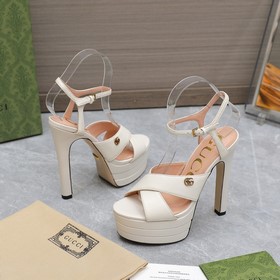 2025 Новейшая модель Gucci в фирменном магазине. Последний хит се