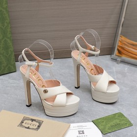 2025 Новейшая модель Gucci в фирменном магазине. Последний хит се