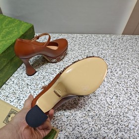 Высококачественные весенние водонепроницаемые туфли на высоком ка