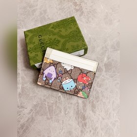 Новинка от Gucci! Карман для карт с камуфляжным рисунком. Изыскан