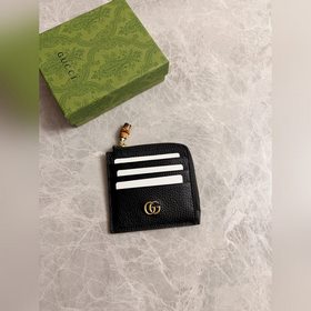Картодержатель GG Marmont уже в наличии! Изысканный и элегантный!