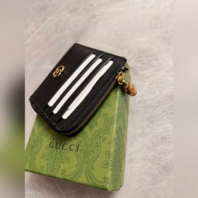 Картодержатель GG Marmont уже в наличии! Изысканный и элегантный!