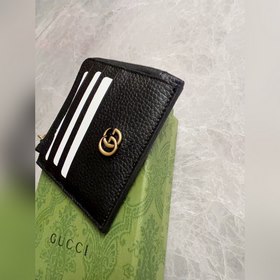 Картодержатель GG Marmont уже в наличии! Изысканный и элегантный!