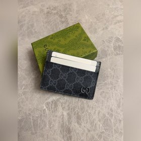 Представляем новую коллекцию Gucci. Карточный чехол с контрастным