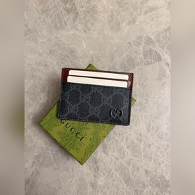 Представляем новейшую коллекцию Gucci. Карточный чехол с контраст