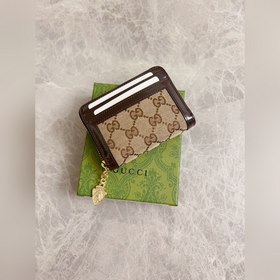 Серия Gucci Luce отличается ярким игривым характером. «Luce» в пе