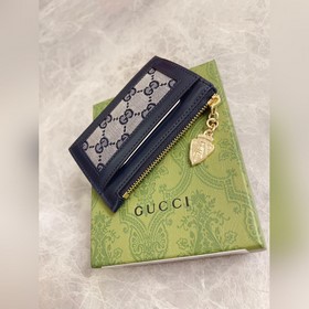 Серия Gucci Luce отличается ярким игривым характером. «Luce» в пе