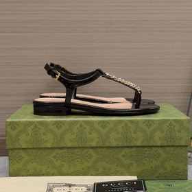 GUCCI 2025 летние сандалии с классической логотипной цепочкой Нов