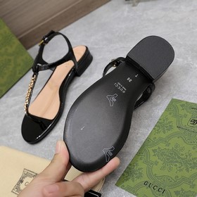 GUCCI 2025 летние сандалии с классической логотипной цепочкой Нов
