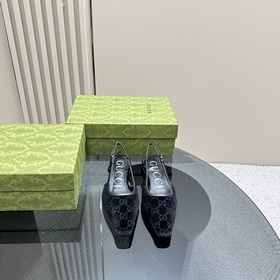 【Gucci】 Новая весенняя и летняя коллекция 24ss сандалиями с квадр