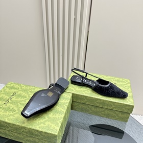 【Gucci】 Новая весенняя и летняя коллекция 24ss сандалиями с квадр