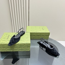 【Gucci】 Новая весенняя и летняя коллекция 24ss сандалиями с квадр