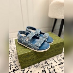 GUCCI · Гуччи Новые сандалии на плоской подошве с липучкой из кол