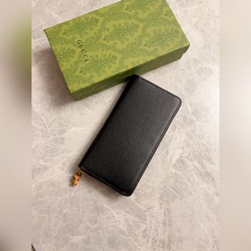 Доступен длинный кошелек из серии GG Marmont. Изысканный и элеган