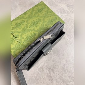 Серия GG Ophidia сочетает в себе традиционный дух Gucci и совреме