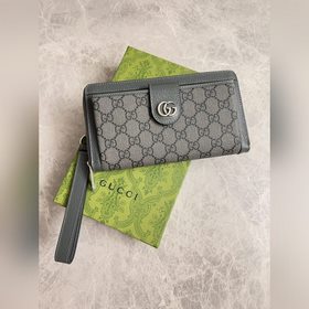 Серия GG Ophidia сочетает в себе традиционный дух Gucci и совреме