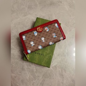 Новинка от GUCCI! Коллекция Doraemon x Gucci — кошелек на молнии