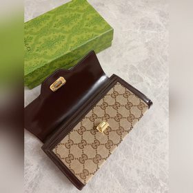 Серия Gucci Luce отличается ярким игривым характером. «Luce» в пе