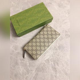 Новинка от Gucci! Изготовлено из импортной кожи ниток, новая сери