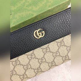 Новинка от Gucci! Изготовлено из импортной кожи ниток, новая сери