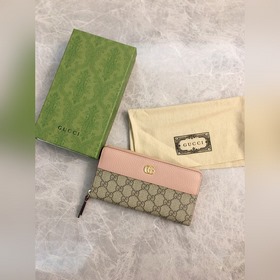 Новинка от Gucci! Изготовлена из импортной кожи ниток, новая сери