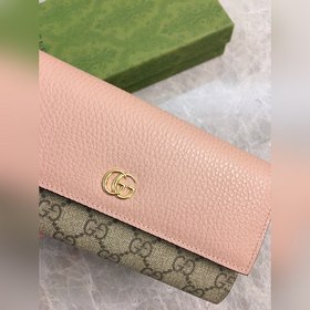 Новинка от Gucci! Изготовлено из импортной кожи ниток, новая сери