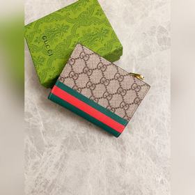 Новинка от Gucci! Многофункциональный кожаный кошелек с камуфляжн