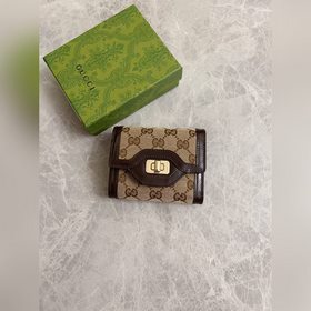 Серия Gucci Luce отличается ярким игривым характером. «Luce» в пе