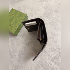 Серия Gucci Luce отличается ярким игривым характером. «Luce» в пе