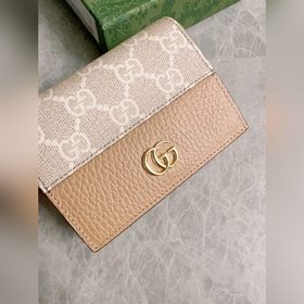 Новинка от Gucci! Изготовлена из импортной кожи ниток, новая сери