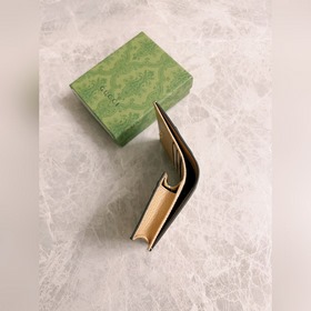 Новинка от Gucci! Изготовлена из импортной кожи ниток, новая сери